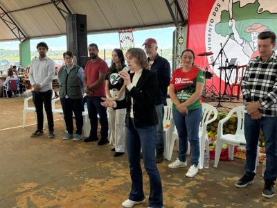 LS: Assentamento 8 de Junho celebra aniversário com almoço gratuito 